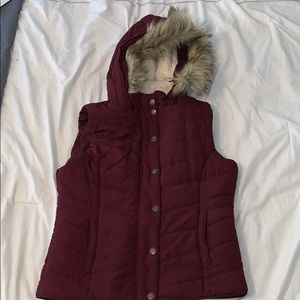 hooded vest with detachable hood